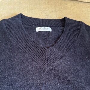 Black Fashionable Sweater